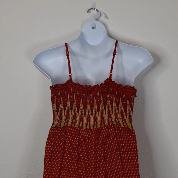World Market Boho Maxi Dress Sz M Smocked Tiered Flowy Southwestern Tribal Aztec - Picture 8 of 14